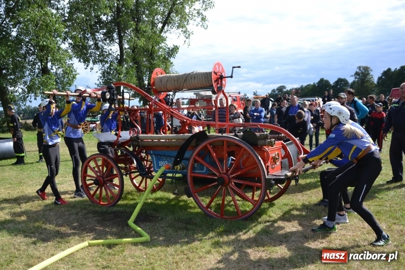 Zdjęcie w galerii na portalu naszraciborz.pl: Zawody sikawek konnych w Bieńkowicach. Sąsiedzi z Tworkowa zgarnęli dwa złota wiadomości z regionu