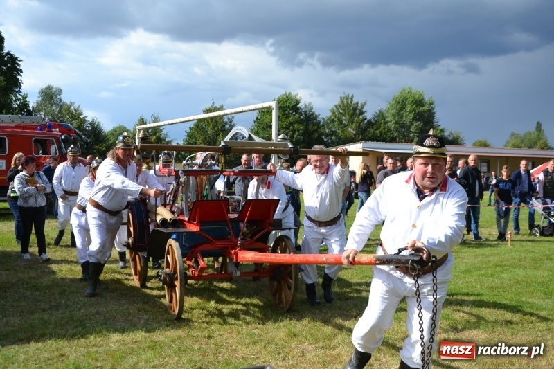 Zdjęcie w galerii na portalu naszraciborz.pl: Zawody sikawek konnych w Bieńkowicach. Sąsiedzi z Tworkowa zgarnęli dwa złota wiadomości z regionu