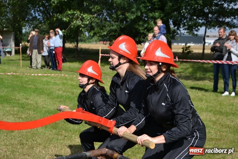 Zdjęcie w galerii na portalu naszraciborz.pl: Zawody sikawek konnych w Bieńkowicach. Sąsiedzi z Tworkowa zgarnęli dwa złota wiadomości z regionu