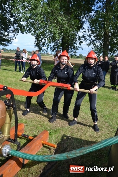 Zdjęcie w galerii na portalu naszraciborz.pl: Zawody sikawek konnych w Bieńkowicach. Sąsiedzi z Tworkowa zgarnęli dwa złota wiadomości z regionu