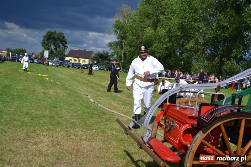Zdjęcie w galerii na portalu naszraciborz.pl: Zawody sikawek konnych w Bieńkowicach. Sąsiedzi z Tworkowa zgarnęli dwa złota wiadomości z regionu