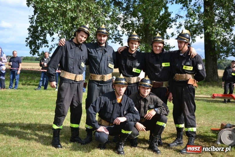 Zdjęcie w galerii na portalu naszraciborz.pl: Zawody sikawek konnych w Bieńkowicach. Sąsiedzi z Tworkowa zgarnęli dwa złota wiadomości z regionu