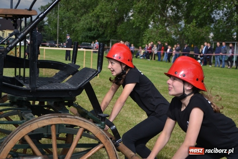 Zdjęcie w galerii na portalu naszraciborz.pl: Zawody sikawek konnych w Bieńkowicach. Sąsiedzi z Tworkowa zgarnęli dwa złota wiadomości z regionu