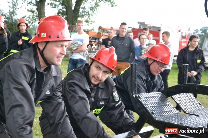 Zdjęcie w galerii na portalu naszraciborz.pl: Zawody sikawek konnych w Bieńkowicach. Sąsiedzi z Tworkowa zgarnęli dwa złota wiadomości z regionu