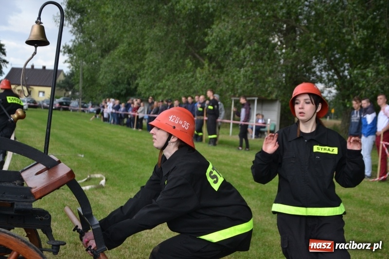 Zdjęcie w galerii na portalu naszraciborz.pl: Zawody sikawek konnych w Bieńkowicach. Sąsiedzi z Tworkowa zgarnęli dwa złota wiadomości z regionu