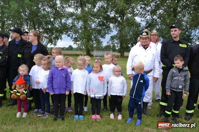 Zdjęcie w galerii na portalu naszraciborz.pl: Zawody sikawek konnych w Bieńkowicach. Sąsiedzi z Tworkowa zgarnęli dwa złota wiadomości z regionu
