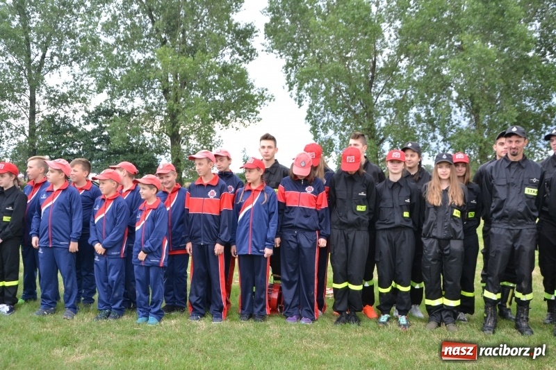 Zdjęcie w galerii na portalu naszraciborz.pl: Zawody sikawek konnych w Bieńkowicach. Sąsiedzi z Tworkowa zgarnęli dwa złota wiadomości z regionu