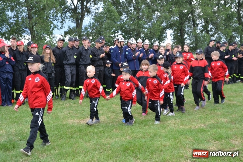 Zdjęcie w galerii na portalu naszraciborz.pl: Zawody sikawek konnych w Bieńkowicach. Sąsiedzi z Tworkowa zgarnęli dwa złota wiadomości z regionu