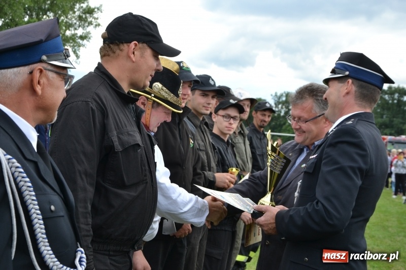 Zdjęcie w galerii na portalu naszraciborz.pl: Zawody sikawek konnych w Bieńkowicach. Sąsiedzi z Tworkowa zgarnęli dwa złota wiadomości z regionu