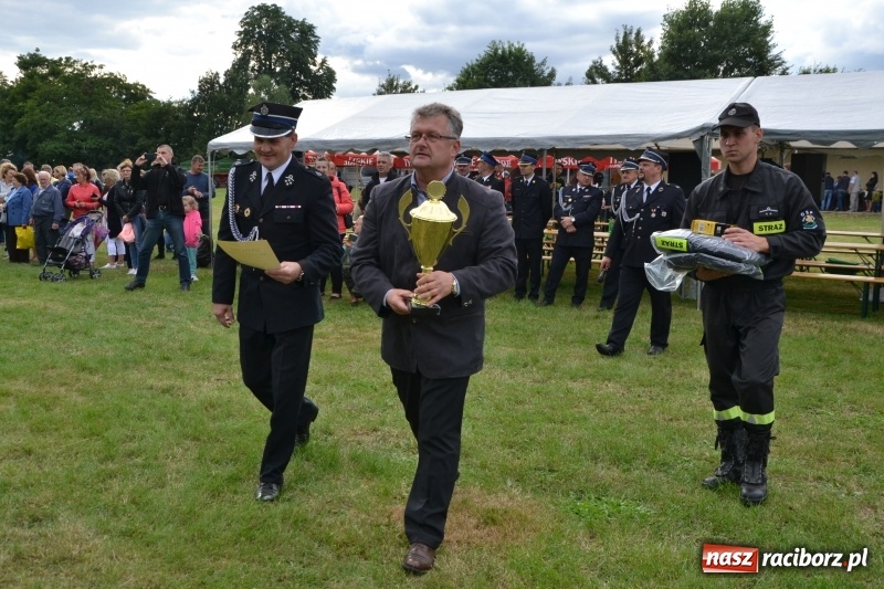 Zdjęcie w galerii na portalu naszraciborz.pl: Zawody sikawek konnych w Bieńkowicach. Sąsiedzi z Tworkowa zgarnęli dwa złota wiadomości z regionu