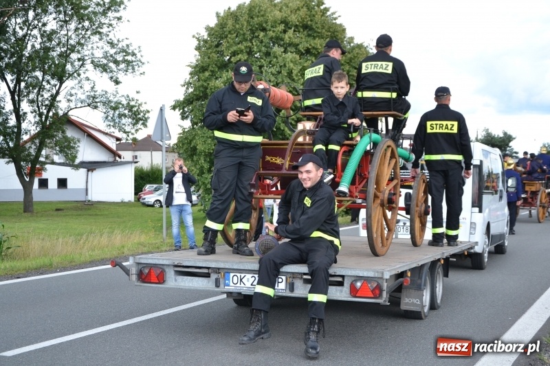Zdjęcie w galerii na portalu naszraciborz.pl: Zawody sikawek konnych w Bieńkowicach. Sąsiedzi z Tworkowa zgarnęli dwa złota wiadomości z regionu