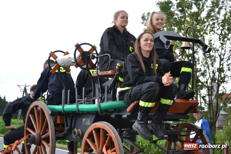 Zdjęcie w galerii na portalu naszraciborz.pl: Zawody sikawek konnych w Bieńkowicach. Sąsiedzi z Tworkowa zgarnęli dwa złota wiadomości z regionu