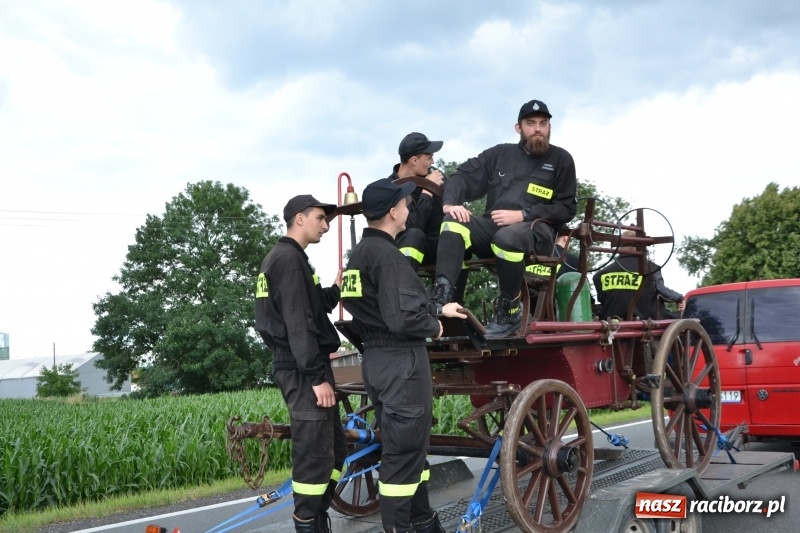 Zdjęcie w galerii na portalu naszraciborz.pl: Zawody sikawek konnych w Bieńkowicach. Sąsiedzi z Tworkowa zgarnęli dwa złota wiadomości z regionu