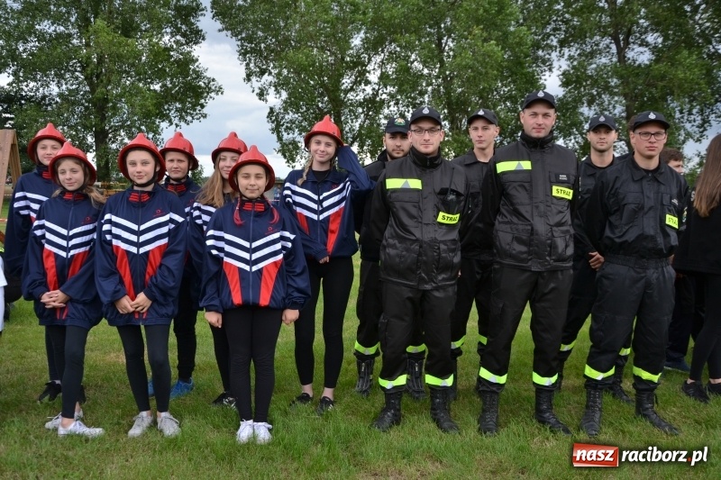 Zdjęcie w galerii na portalu naszraciborz.pl: Zawody sikawek konnych w Bieńkowicach. Sąsiedzi z Tworkowa zgarnęli dwa złota wiadomości z regionu