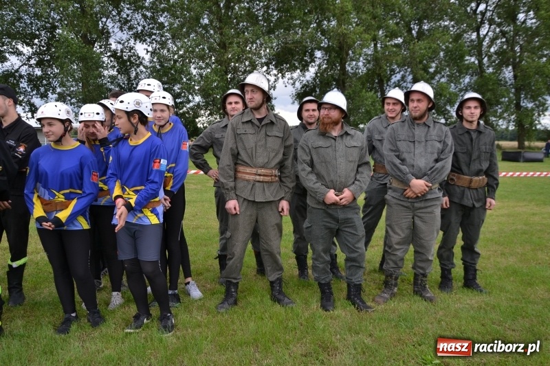 Zdjęcie w galerii na portalu naszraciborz.pl: Zawody sikawek konnych w Bieńkowicach. Sąsiedzi z Tworkowa zgarnęli dwa złota wiadomości z regionu