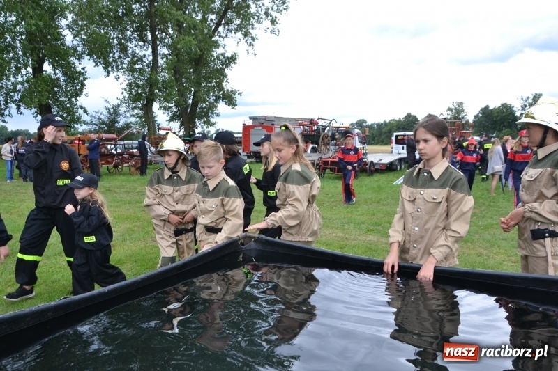 Zdjęcie w galerii na portalu naszraciborz.pl: Zawody sikawek konnych w Bieńkowicach. Sąsiedzi z Tworkowa zgarnęli dwa złota wiadomości z regionu