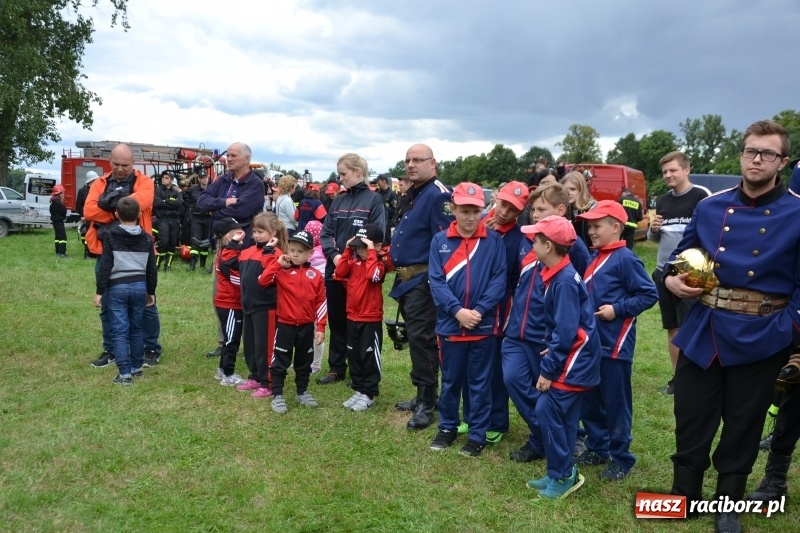 Zdjęcie w galerii na portalu naszraciborz.pl: Zawody sikawek konnych w Bieńkowicach. Sąsiedzi z Tworkowa zgarnęli dwa złota wiadomości z regionu