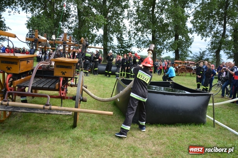 Zdjęcie w galerii na portalu naszraciborz.pl: Zawody sikawek konnych w Bieńkowicach. Sąsiedzi z Tworkowa zgarnęli dwa złota wiadomości z regionu