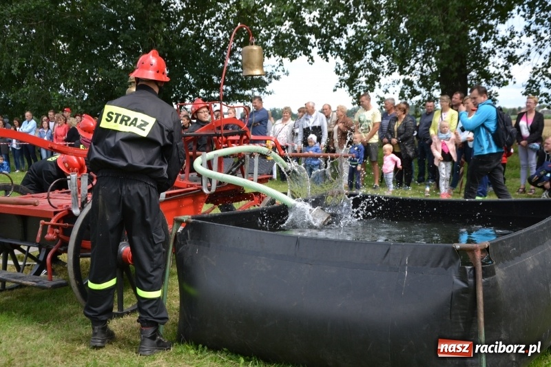 Zdjęcie w galerii na portalu naszraciborz.pl: Zawody sikawek konnych w Bieńkowicach. Sąsiedzi z Tworkowa zgarnęli dwa złota wiadomości z regionu