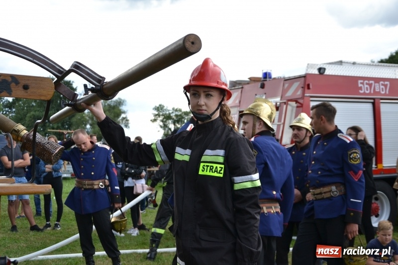 Zdjęcie w galerii na portalu naszraciborz.pl: Zawody sikawek konnych w Bieńkowicach. Sąsiedzi z Tworkowa zgarnęli dwa złota wiadomości z regionu
