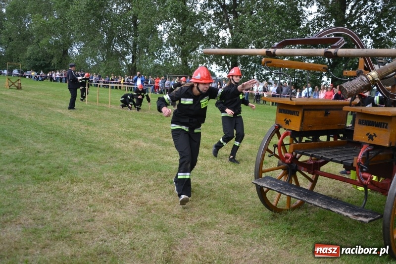Zdjęcie w galerii na portalu naszraciborz.pl: Zawody sikawek konnych w Bieńkowicach. Sąsiedzi z Tworkowa zgarnęli dwa złota wiadomości z regionu
