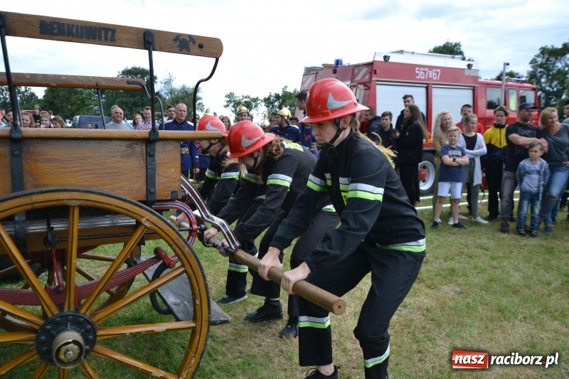 Zdjęcie w galerii na portalu naszraciborz.pl: Zawody sikawek konnych w Bieńkowicach. Sąsiedzi z Tworkowa zgarnęli dwa złota wiadomości z regionu