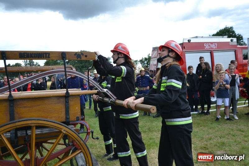 Zdjęcie w galerii na portalu naszraciborz.pl: Zawody sikawek konnych w Bieńkowicach. Sąsiedzi z Tworkowa zgarnęli dwa złota wiadomości z regionu