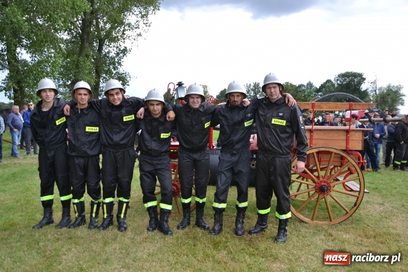 Zdjęcie w galerii na portalu naszraciborz.pl: Zawody sikawek konnych w Bieńkowicach. Sąsiedzi z Tworkowa zgarnęli dwa złota wiadomości z regionu