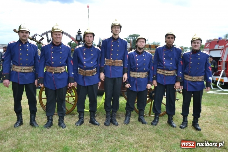 Zdjęcie w galerii na portalu naszraciborz.pl: Zawody sikawek konnych w Bieńkowicach. Sąsiedzi z Tworkowa zgarnęli dwa złota wiadomości z regionu