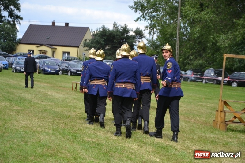 Zdjęcie w galerii na portalu naszraciborz.pl: Zawody sikawek konnych w Bieńkowicach. Sąsiedzi z Tworkowa zgarnęli dwa złota wiadomości z regionu