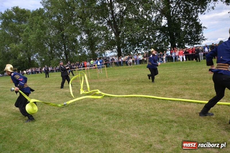 Zdjęcie w galerii na portalu naszraciborz.pl: Zawody sikawek konnych w Bieńkowicach. Sąsiedzi z Tworkowa zgarnęli dwa złota wiadomości z regionu