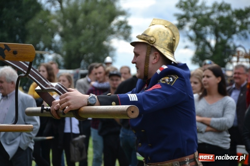 Zdjęcie w galerii na portalu naszraciborz.pl: Zawody sikawek konnych w Bieńkowicach. Sąsiedzi z Tworkowa zgarnęli dwa złota wiadomości z regionu