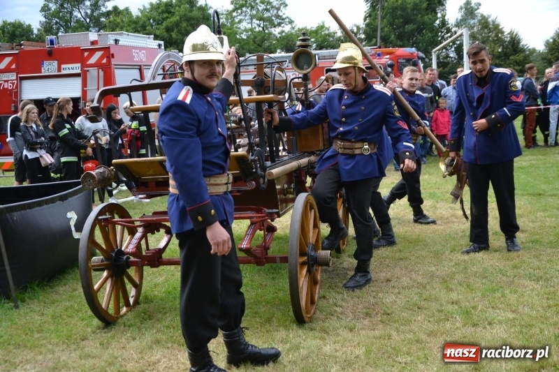 Zdjęcie w galerii na portalu naszraciborz.pl: Zawody sikawek konnych w Bieńkowicach. Sąsiedzi z Tworkowa zgarnęli dwa złota wiadomości z regionu