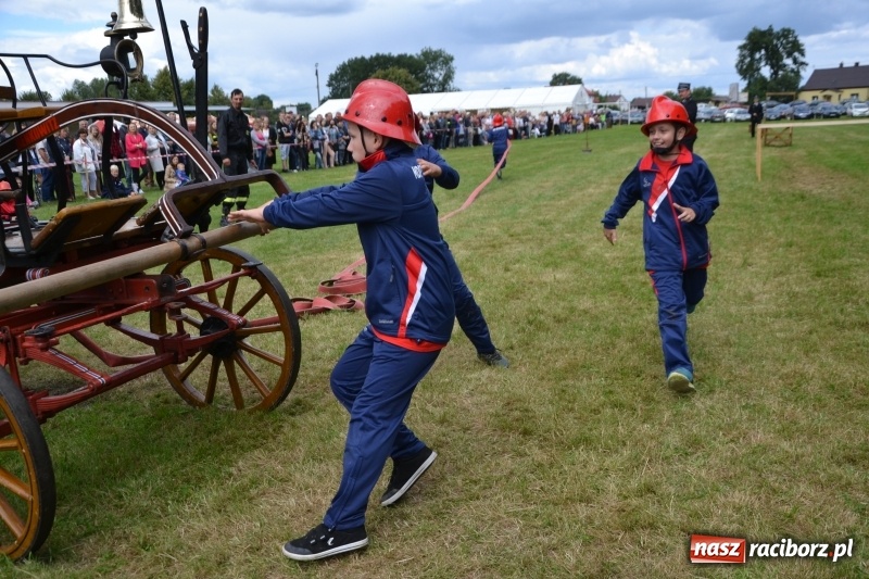 Zdjęcie w galerii na portalu naszraciborz.pl: Zawody sikawek konnych w Bieńkowicach. Sąsiedzi z Tworkowa zgarnęli dwa złota wiadomości z regionu