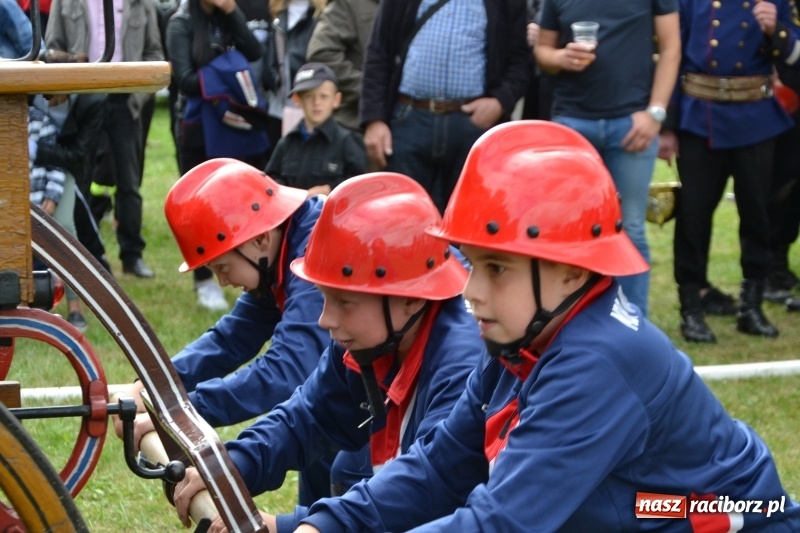 Zdjęcie w galerii na portalu naszraciborz.pl: Zawody sikawek konnych w Bieńkowicach. Sąsiedzi z Tworkowa zgarnęli dwa złota wiadomości z regionu