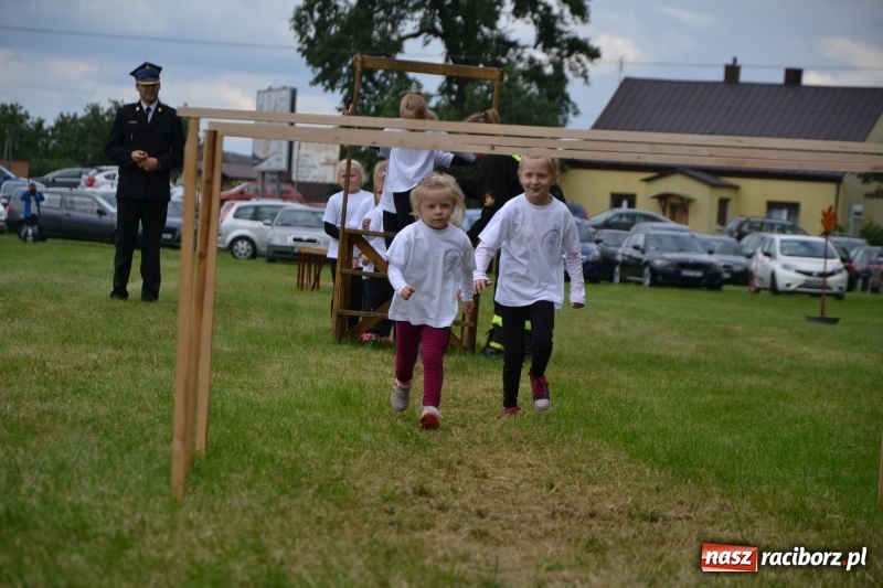 Zdjęcie w galerii na portalu naszraciborz.pl: Zawody sikawek konnych w Bieńkowicach. Sąsiedzi z Tworkowa zgarnęli dwa złota wiadomości z regionu