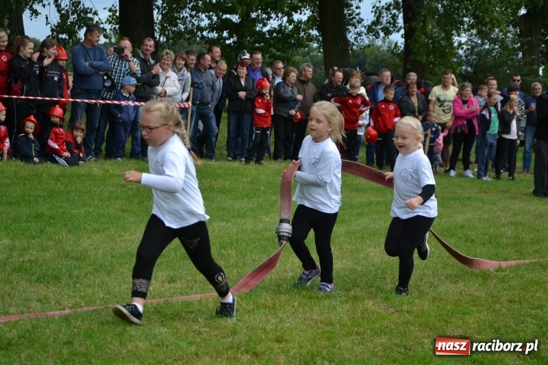 Zdjęcie w galerii na portalu naszraciborz.pl: Zawody sikawek konnych w Bieńkowicach. Sąsiedzi z Tworkowa zgarnęli dwa złota wiadomości z regionu