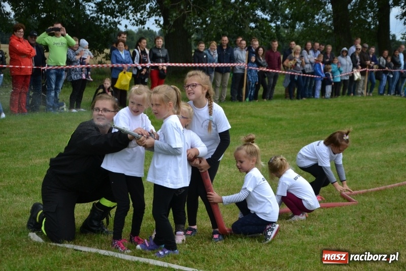 Zdjęcie w galerii na portalu naszraciborz.pl: Zawody sikawek konnych w Bieńkowicach. Sąsiedzi z Tworkowa zgarnęli dwa złota wiadomości z regionu