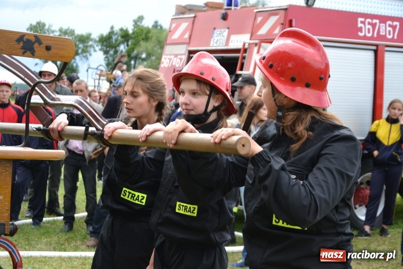 Zdjęcie w galerii na portalu naszraciborz.pl: Zawody sikawek konnych w Bieńkowicach. Sąsiedzi z Tworkowa zgarnęli dwa złota wiadomości z regionu