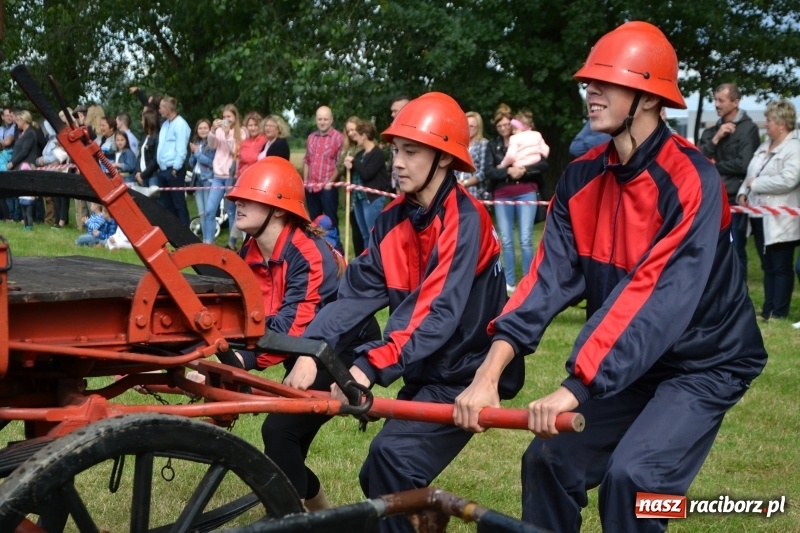 Zdjęcie w galerii na portalu naszraciborz.pl: Zawody sikawek konnych w Bieńkowicach. Sąsiedzi z Tworkowa zgarnęli dwa złota wiadomości z regionu