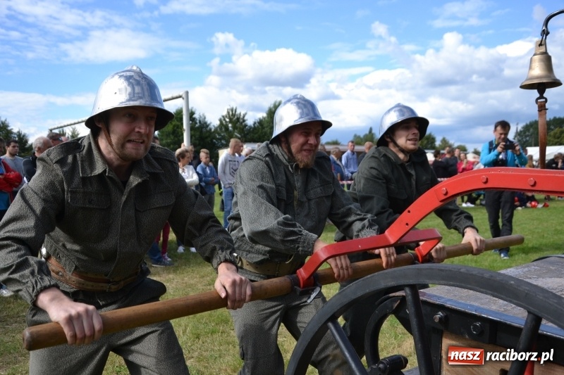Zdjęcie w galerii na portalu naszraciborz.pl: Zawody sikawek konnych w Bieńkowicach. Sąsiedzi z Tworkowa zgarnęli dwa złota wiadomości z regionu