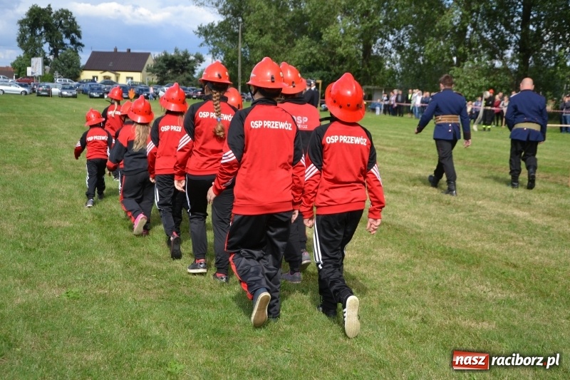Zdjęcie w galerii na portalu naszraciborz.pl: Zawody sikawek konnych w Bieńkowicach. Sąsiedzi z Tworkowa zgarnęli dwa złota wiadomości z regionu