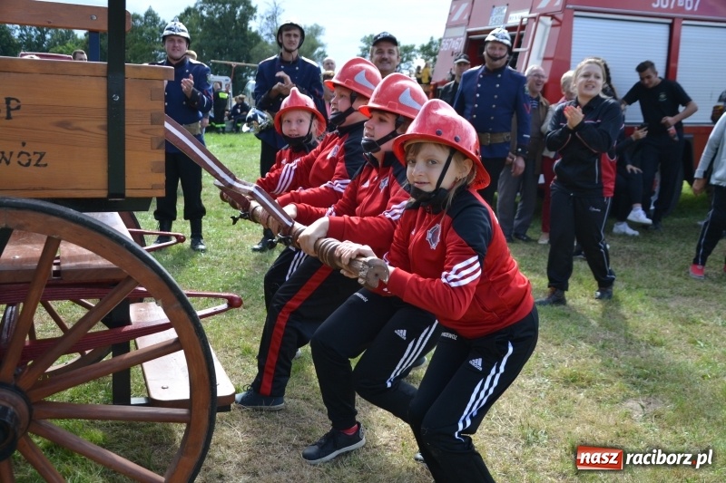 Zdjęcie w galerii na portalu naszraciborz.pl: Zawody sikawek konnych w Bieńkowicach. Sąsiedzi z Tworkowa zgarnęli dwa złota wiadomości z regionu