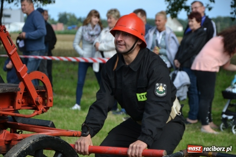 Zdjęcie w galerii na portalu naszraciborz.pl: Zawody sikawek konnych w Bieńkowicach. Sąsiedzi z Tworkowa zgarnęli dwa złota wiadomości z regionu
