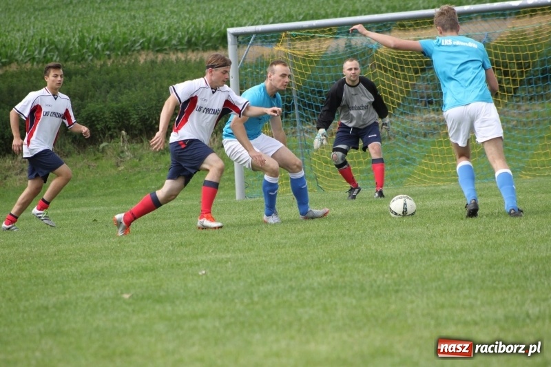 Zdjęcie w galerii na portalu naszraciborz.pl: Piłkarze Krzanowic z Pucharem Prezesa LKS Cyprzanów wiadomości z regionu