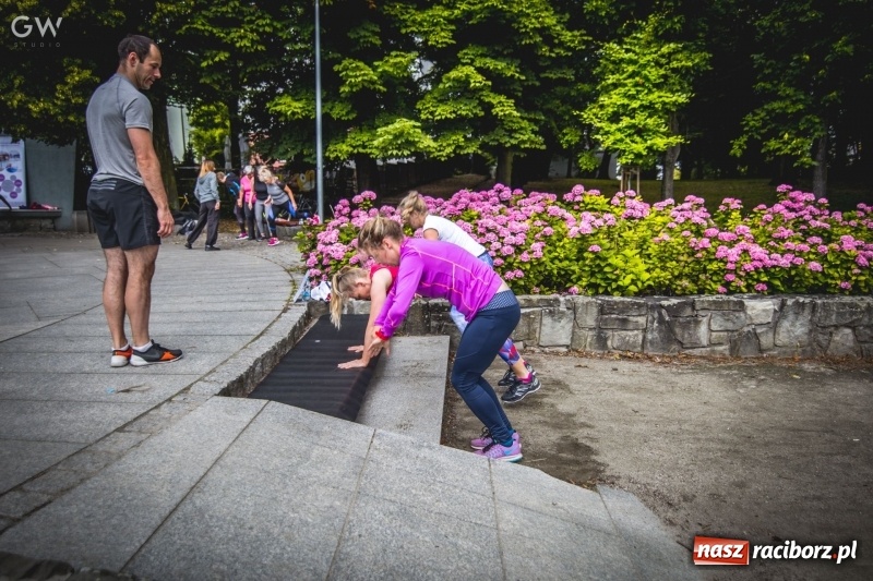 Zdjęcie w galerii na portalu naszraciborz.pl: Trening outdoorowy z Akademią Fitness wiadomości z regionu