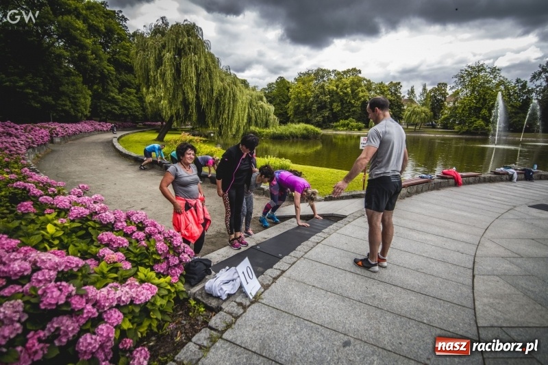 Zdjęcie w galerii na portalu naszraciborz.pl: Trening outdoorowy z Akademią Fitness wiadomości z regionu