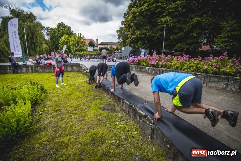 Zdjęcie w galerii na portalu naszraciborz.pl: Trening outdoorowy z Akademią Fitness wiadomości z regionu