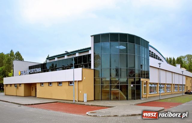 Zdjęcie w galerii na portalu naszraciborz.pl: Od czerwca hala będzie dostępna wiadomości z regionu
