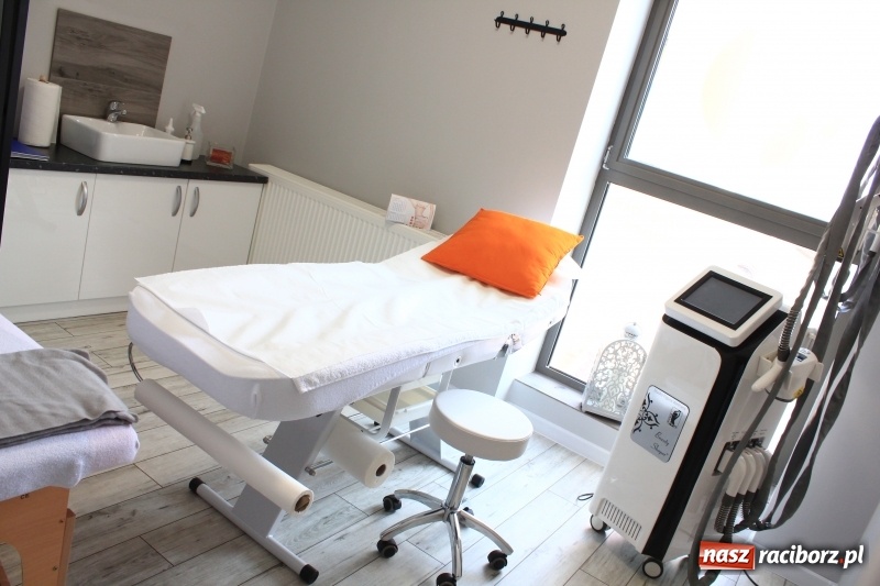 Zdjęcie w galerii na portalu naszraciborz.pl: Zadbaj o zdrowie, utratę kilogramów i piękno swoich stóp wiadomości z regionu